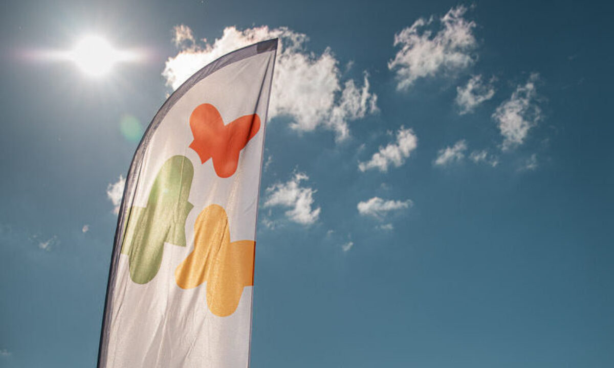 beachvlag de Merode in de zon © Nancy Vermeylen